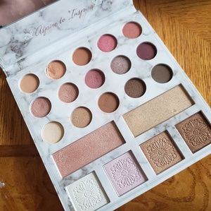 BH Cosmetics x Carli Bybel Deluxe Edition Palette